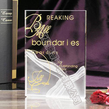 水晶獎(jiǎng)牌85