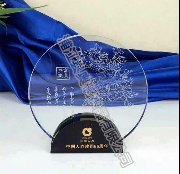 水晶獎(jiǎng)牌108